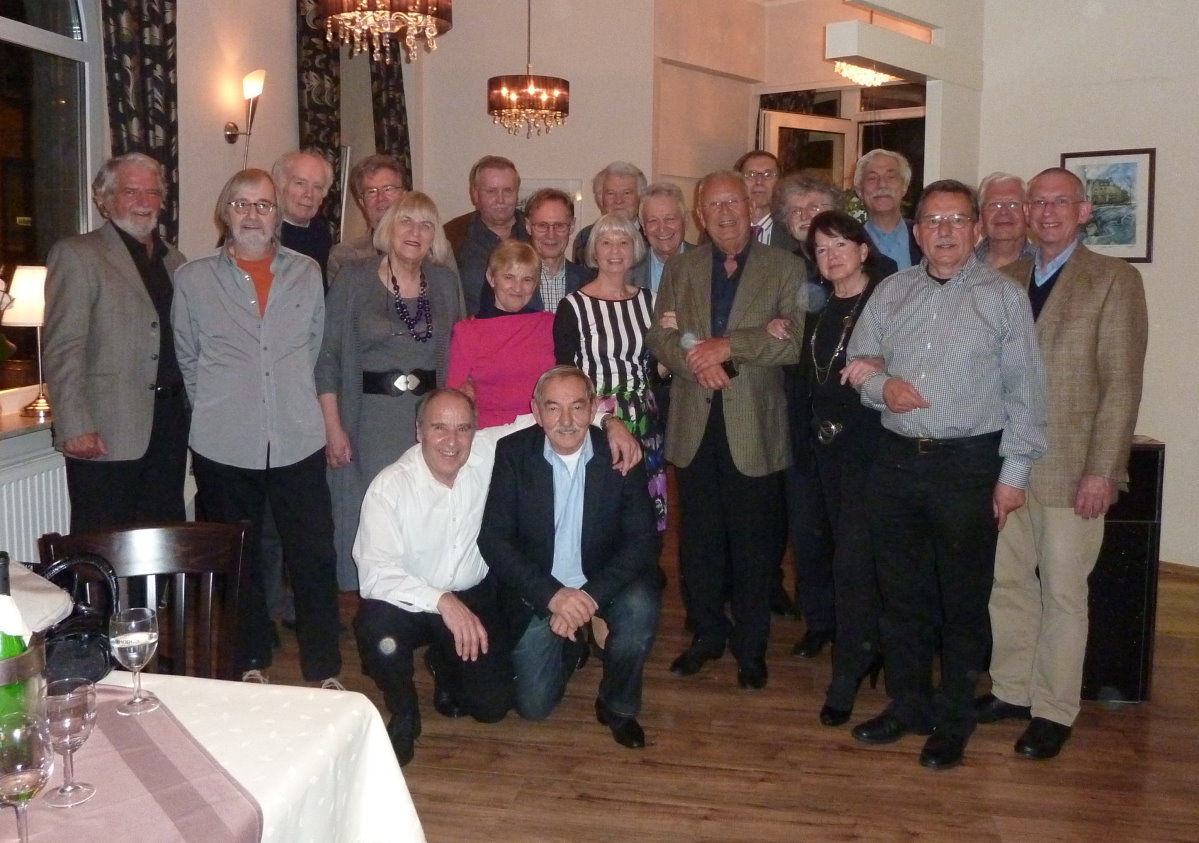 Gruppe im Jägerhof