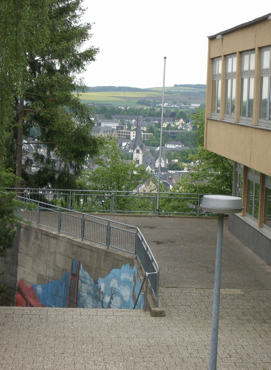 Vor dem Musikraum 2005