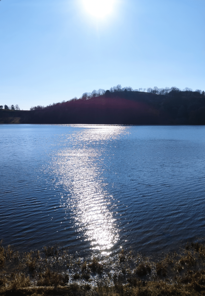 Weinfelder Maar im Winter Bild 3